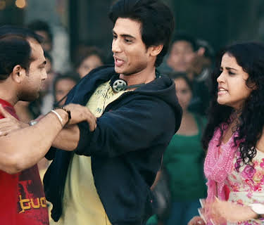 Mumbai Delhi Mumbai (2014)