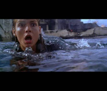 Deep Blue Sea (1999)