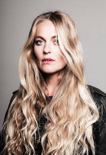 Svandis Dora Einarsdottir