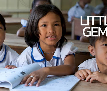 Little Gems (2016)