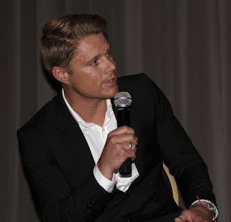 Mat Hodgson