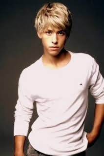 Mitch Hewer
