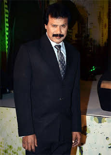 Dinesh Phadnis