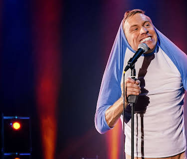 Russell Howard: Lubricant