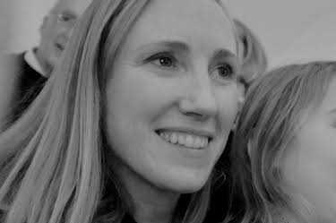 Kelly Duane de la Vega