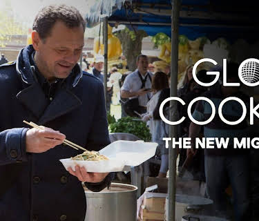 Globe-cooker in Paris: The New Migrants (2016)