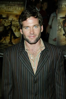 Eion Bailey