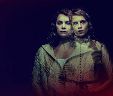 I Am the Pretty Thing That Lives in the House (2016)