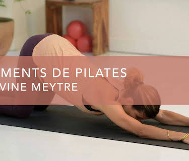 Étirements des deux jambes du Pilates (2021)