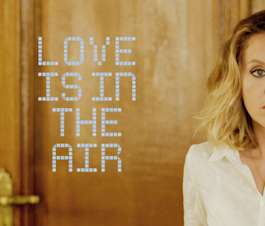 Love is in the Air (aka Amour et turbulences) (English Subtitled) (2013)