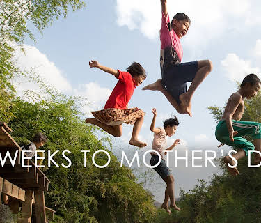 6 Weeks to Mother's Day (2017)