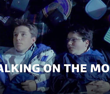 Walking on the Moon (1999)