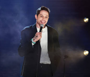 Pete Davidson: Alive From New York (2020)
