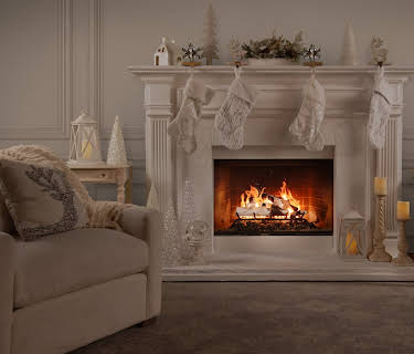 White Christmas Fireplace (2024)
