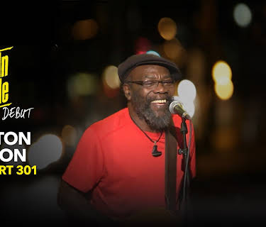Clinton Fearon Band in Seattle Clinton Fearon Concert 301 (2016)