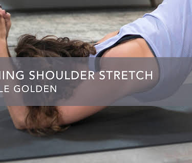 Morning Shoulder Stretch (2018)