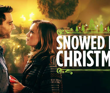 Snowed-Inn Christmas (2017)