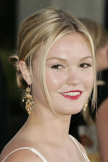 Julia Stiles