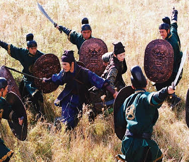 La casa de los cuchillos (2004)