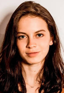 Ana Valeria Becerril