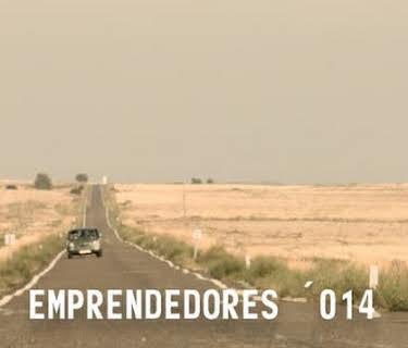 Emprendedores 014 (2015)