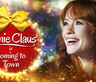 Annie Claus is Coming to Town (2011)