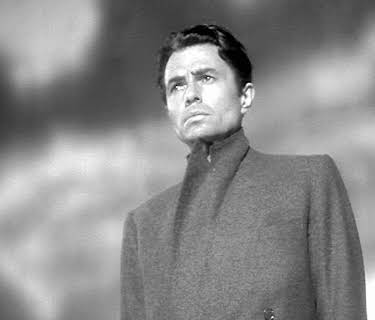 The Upturned Glass (1947)