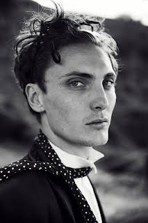 Eamon Farren
