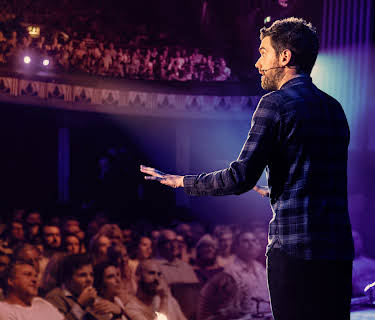 Jack Whitehall: At Large (2017)