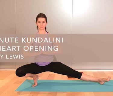 30 Minute Kundalini for Heart Opening (2007)