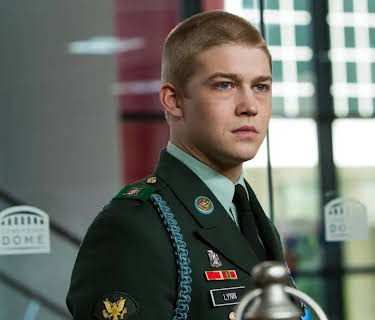 Billy Lynn's Long Halftime Walk (2016)