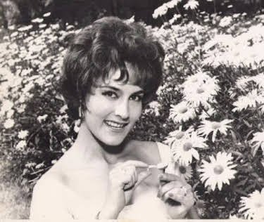María Duval