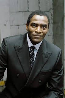 Carl Lumbly