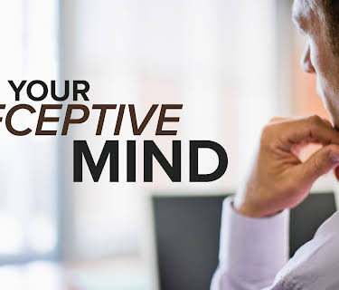 Your Deceptive Mind: A Scientific Guide to Critical Thinking Skills