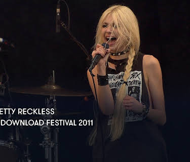 The Pretty Reckless - Live at Download Festival 2011 (2011)