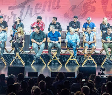 MotorTrend Live Stage at SEMA, Season 2018