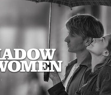 In the Shadow of Women (2016)