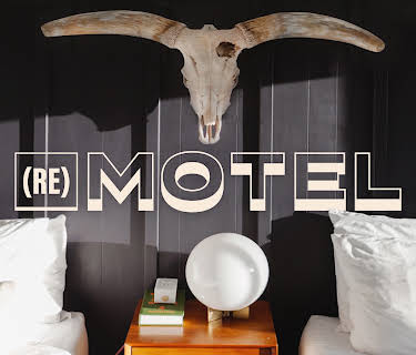 (re)motel