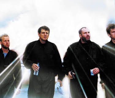 I Kina spiser de hunde (1999)