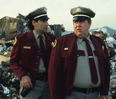 Armed and Dangerous (1986)