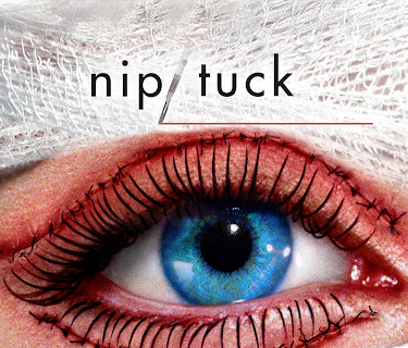 Nip/Tuck: The Complete First Season