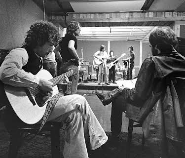 Rolling Thunder Revue: A Bob Dylan Story by Martin Scorsese (2019)