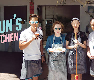 Youn's Kitchen