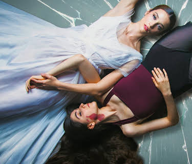 Dancing on Glass (2022)