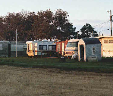 Happy Campers (2024)