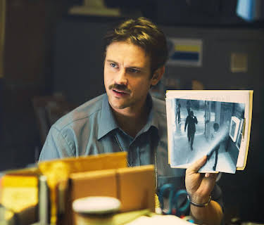 In the Shadow of the Moon (2019)