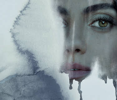 Verdens heldigste jente (2022)