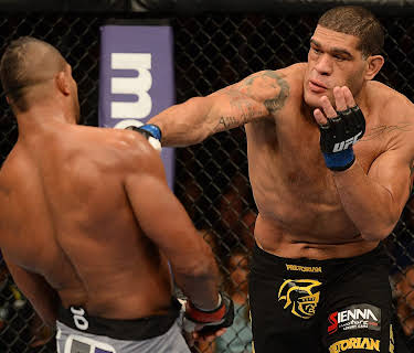 2013 Knockout of the Night