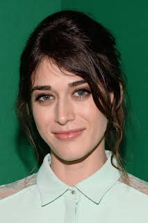 Lizzy Caplan