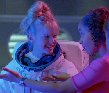 Zenon: Girl of the 21st Century (1999)